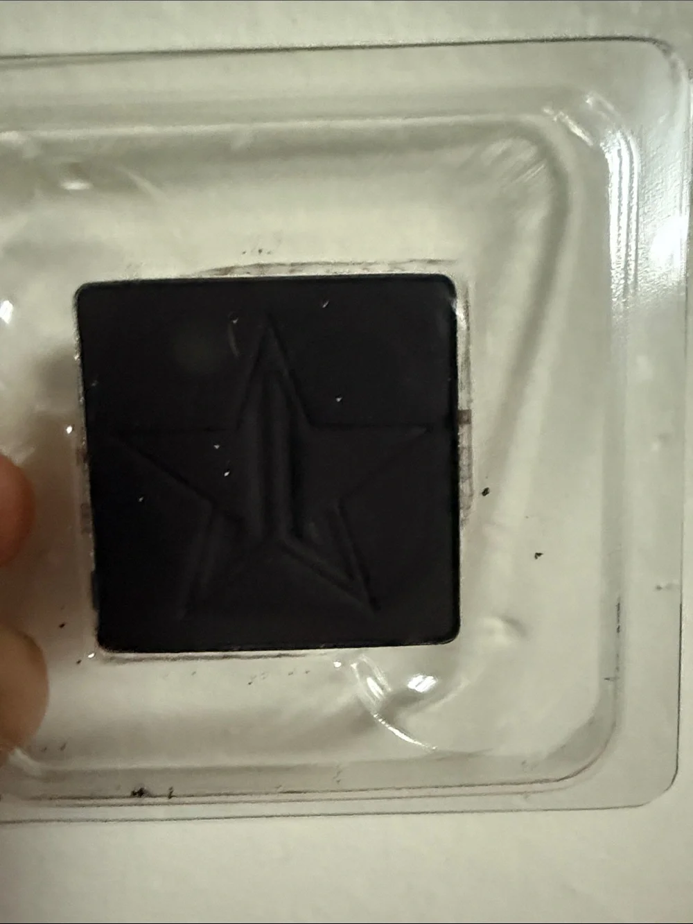 Jeffree Star Freak Show Eyeshadow Compact - black